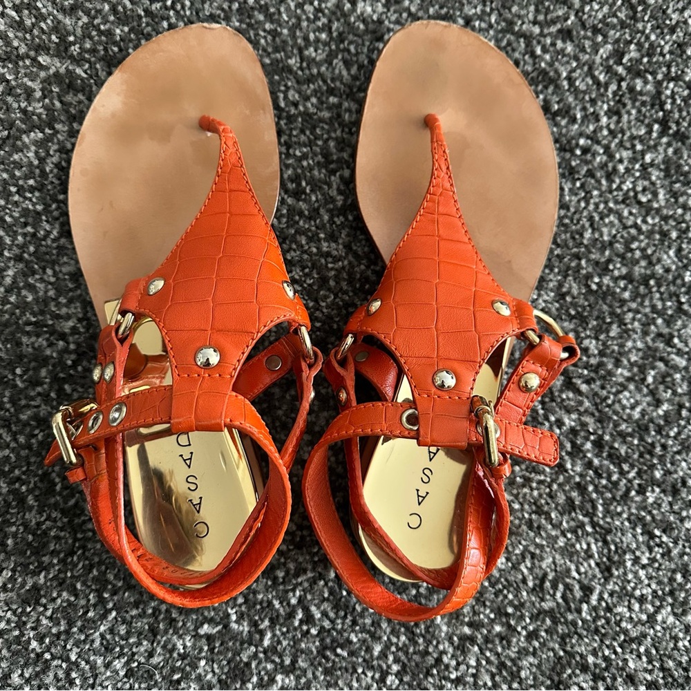 Casadei Orange Croc Embossed Studded Thong Flat Sandals Made In Italy